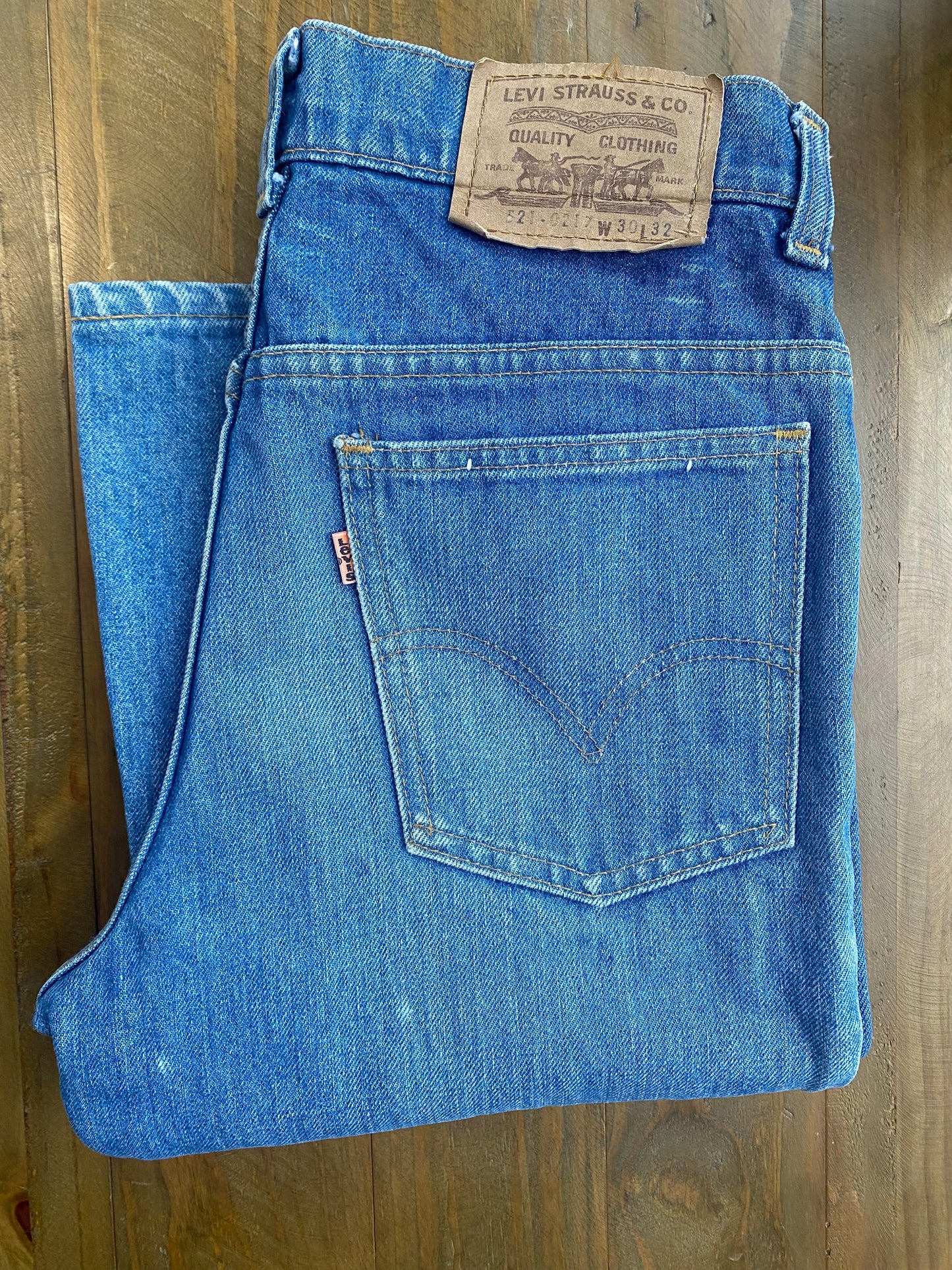 Vintage Blue Bellbottom Jean 29/31